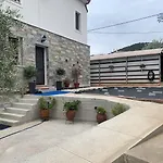 Effie's Maisonette And Detached * Amaliapoli