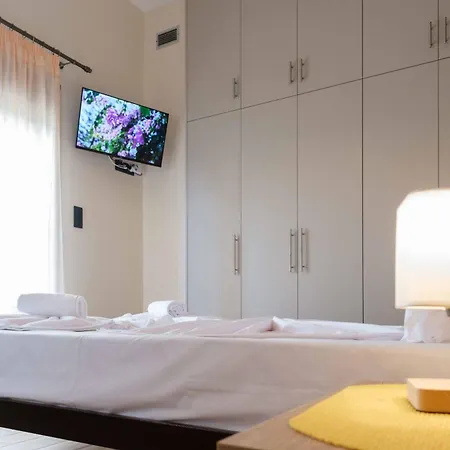 Effie's Maisonette And Detached Apartment Amaliapoli