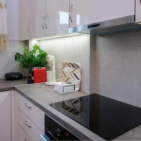 Effie's Maisonette With Detached Apartment Amaliapoli