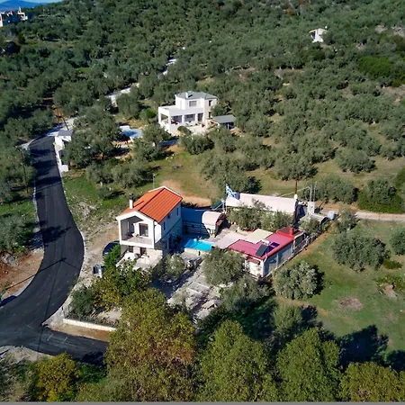 Effie's Maisonette With Detached *