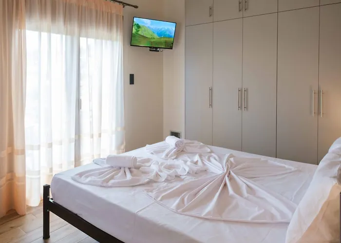 Appartement Effie's Maisonette With Detached