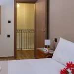 Effie's Maisonette With Detached