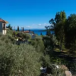 Effie's Maisonette With Detached * Amaliapoli