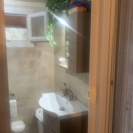 Effie's Maisonette With Detached Apartament Amaliápoli