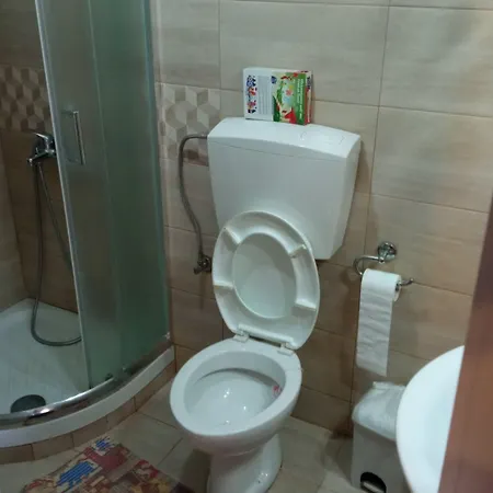 Effie's Maisonette With Detached アパート *