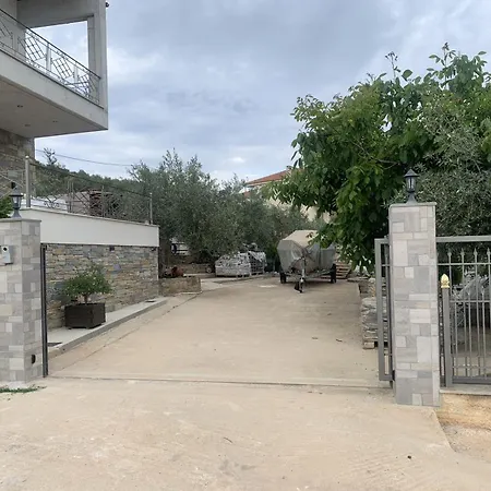Effie's Maisonette And Detached Lejlighed