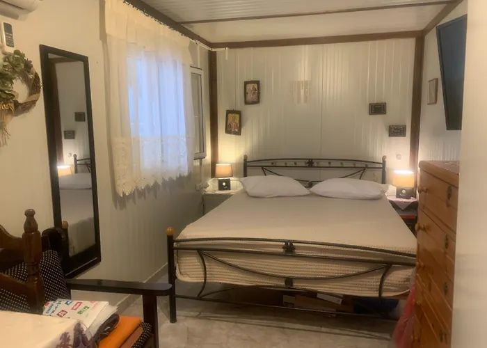 Effie's Maisonette With Detached Appartamento *